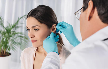 أسباب التهاب الأذن الداخلية وطرق التشخيص