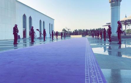 اعتماد اللون "البنفسجي" للسجاد الخاص بمراسم الاستقبال الرسمية في السعودية