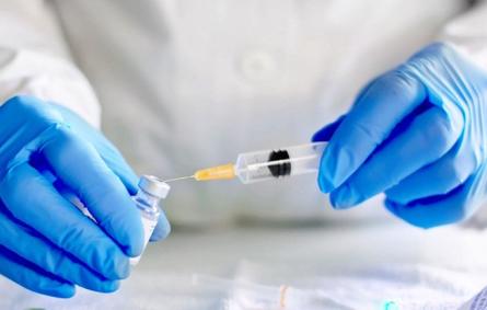 الصحة السعودية ستعمل على تطعيم أكثر من 70% ممن بلغ 18 عامًا