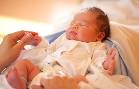 مشاكل التنفس عند حديثي الولادة