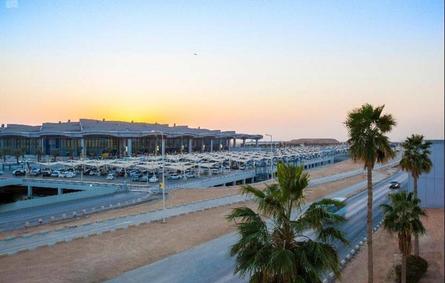 مطار الملك خالد صورة أرشيفية من سيدتي