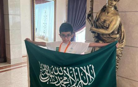  طالب سعودي يحصد المركز الأول عالميا في بطولة الحساب الذهني - الصورة من حساب وكالة تعليق الدراسة
