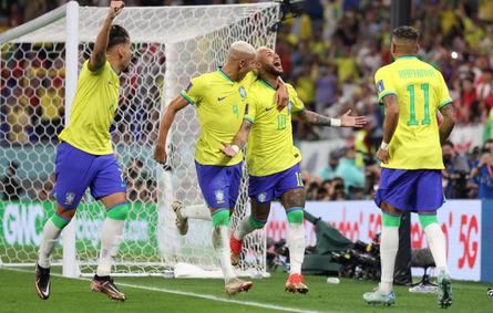 البرازيل إلى الدور ربع النهائي من منافسات كأس العالم 2022 - الصورة من حساب الفيفا