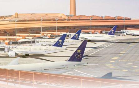 النيابة العامة السعودية تحذر من الدخول لمدرج الطائرات دون ترخيص