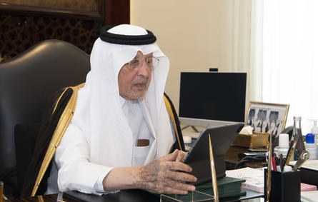 أمير منطقة مكة المكرمة الأمير خالد الفيصل الربط الإلكتروني بين الأمارة ومحافظات المنطقة