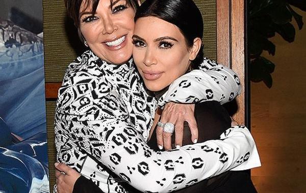 Kris Jenner تزور حفيدها الخامس وشائعات حول اسم المولود