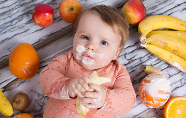 12 خطوة لتفادي صعوبات التغذية عند الطفل الصغير