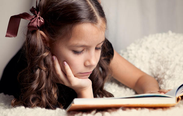 10 خطوات تشجع طفلك على القراءة