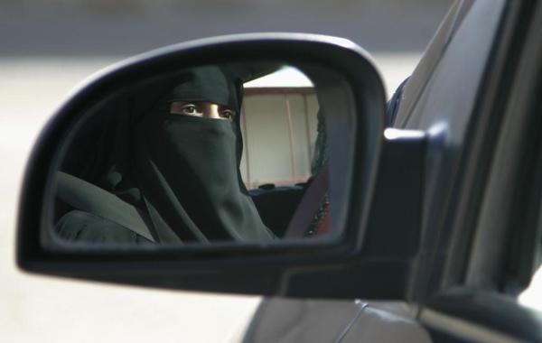 نهاية مأساوية لقيادة مواطنةٍ السيارة في جدة!