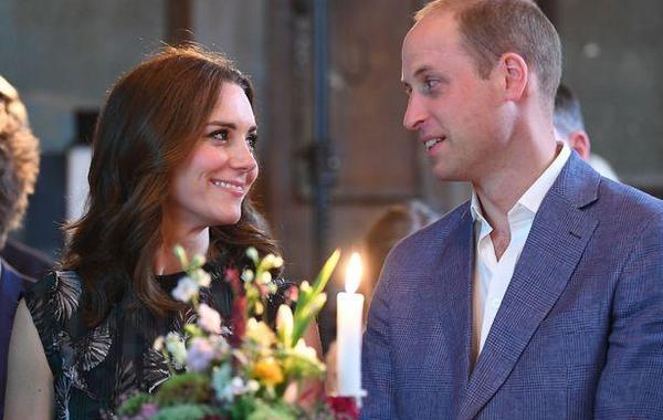 القصر الملكي في بريطانيا يحدد موعد ولادة طفل وليام وكيت الثالث