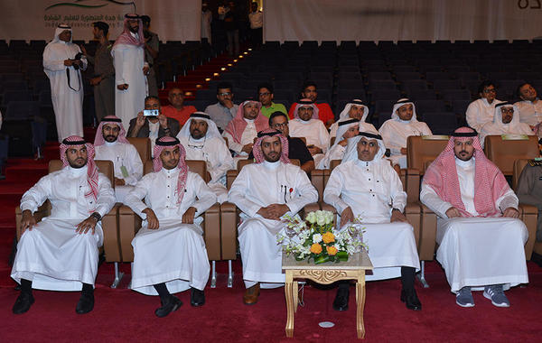 مدير جامعة الملك عبدالعزيز يرعى حفل تدشين مدرسة جدة المتطورة لتعليم القيادة