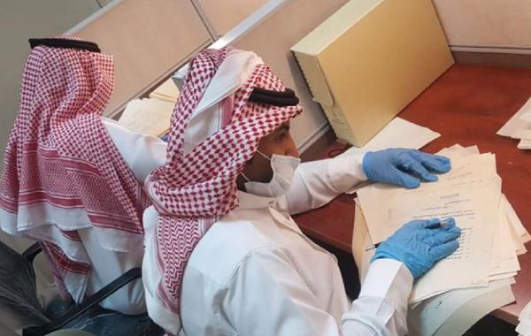 دارة الملك عبدالعزيز تدعم أصحاب الوثائق والمخطوطات