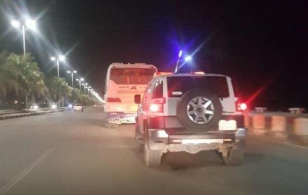 القبض على سائق حافلة مدرسية "متهور" بجازان