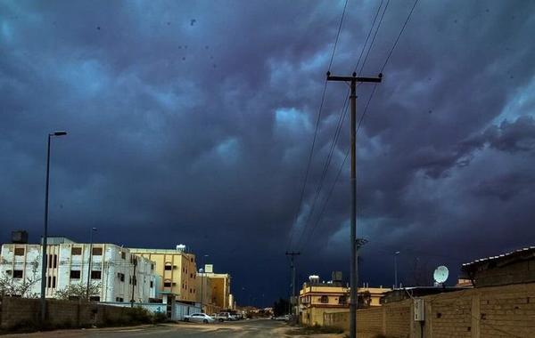 "طقس العرب" توضح سبب موجة الأمطار بالسعودية