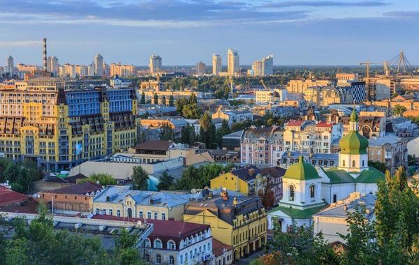 سفارة المملكة في أوكرانيا تصدر تنبيهاً مهماً بشأن تأشيرات الدخول