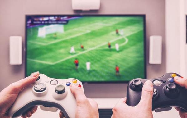 علماء يتوصلون إلى سبب ولع الرجال بـ"ألعاب الفيديو" أكثر من النساء