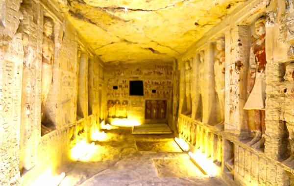 اكتشاف مقبرة فرعونية «لم تُمس من قبل» في جنوب القاهرة