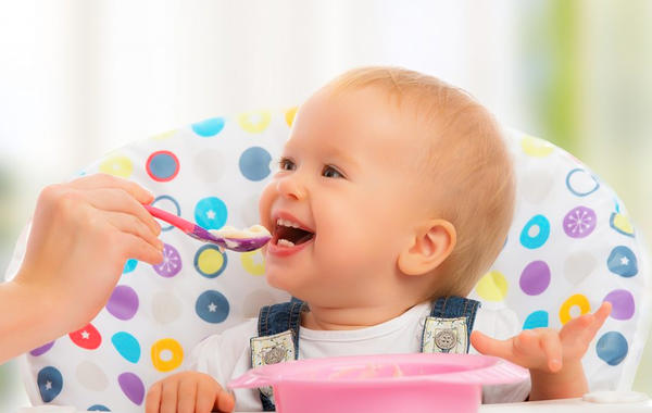 أغذية صحية لطفلك الرضيع بلا ضرر