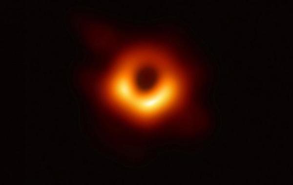 الكشف عن أول صورة للثقب الأسود الفضائي