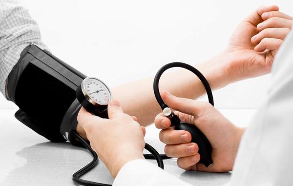 اعراض انخفاض ضغط الدم قد تهدد الحياة