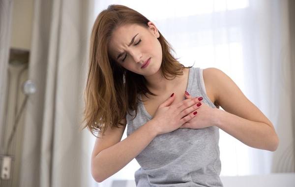 3 علامات مفاجئة للإصابة بـ نوبة قلبية.. تعرفوا إليها