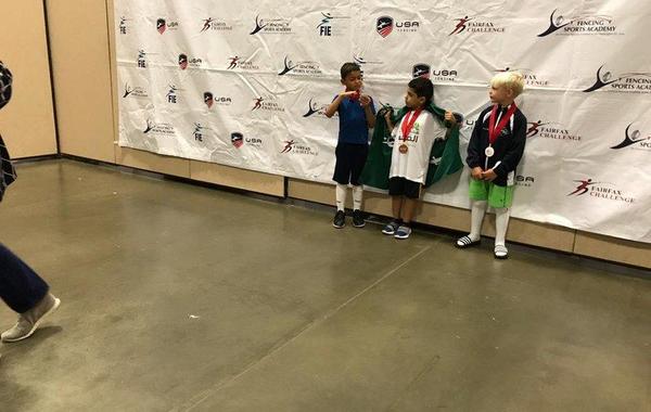 أصغر لاعب سعودي للمبارزة يحصد أول ميدالية في أمريكا