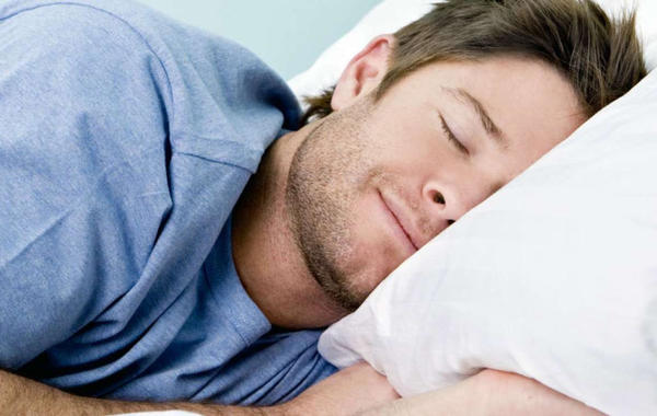 علماء أمريكيون يكتشفون أن للدماغ فضلات يتخلص منها خلال النوم