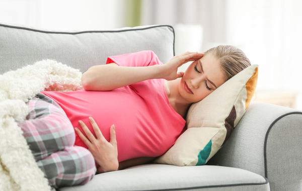 تقلصات الرحم في الشهر الثامن من الحمل