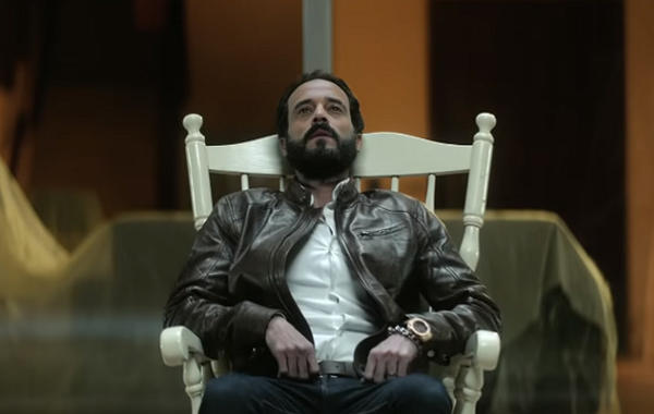 مؤلف مسلسل "النهاية" ليوسف الشريف يستبق اتهامه بالسرقة: صناعة مصرية 100 بالمئة