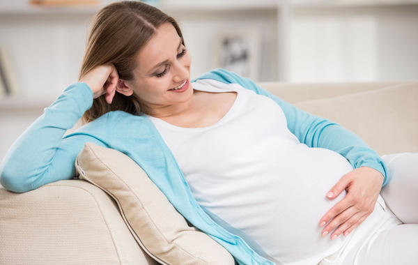 تأثير هرمونات الجنين الذكر على الأم
