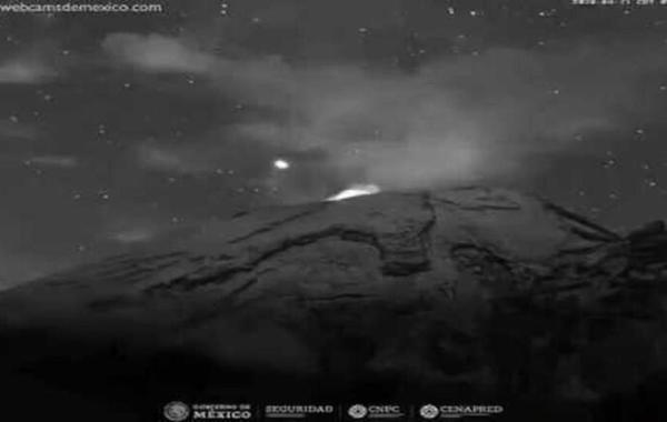 بالفيديو.. صحن طائر ينطلق من بركان في المكسيك