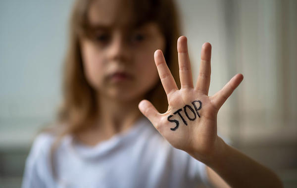 اليوم العالمي للأطفال ضحايا الاعتداءات