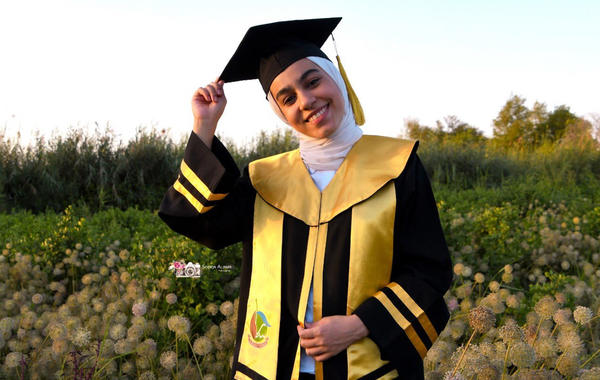 الطالبات في البحرين يتصدرن نتائج المراحل الدراسية لعام 2020