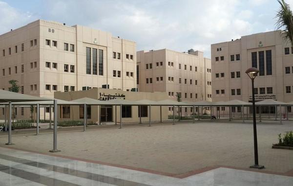 جامعة الملك عبد العزيز برابغ تقيم الملتقى العلمي الأول للطلاب والطالبات