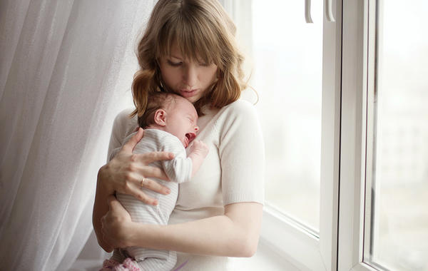علاج المغص والغازات عند الأطفال حديثي الولادة 