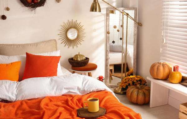 الديكور الخريفي في غرفة النوم