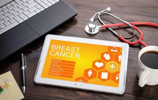 تطبيقات للمصابات بسرطان الثدي