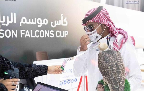 منافسة قوية في فئة الجير شاهين بكأس موسم الرياض للصقور