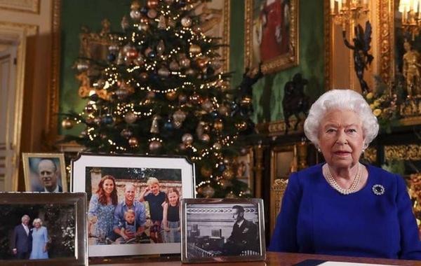 احتفال الملكة إليزابيث بيوم الميلاد- الصورة من حساب The Royal Family على إنستغرام