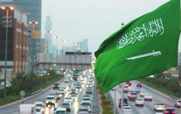 السعودية تعلن رفع تعليق السفر الدولي بالكامل في 31 مارس