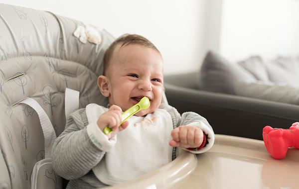 أطعمة غير آمنة للأطفال الرضع