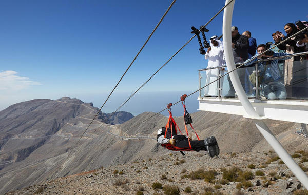 رحلة إلى أطول مسار انزلاقي في العالم: جبل "جيس فلايت"