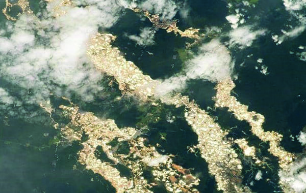 ناسا تكشف «أنهار الذهب» في الأمازون