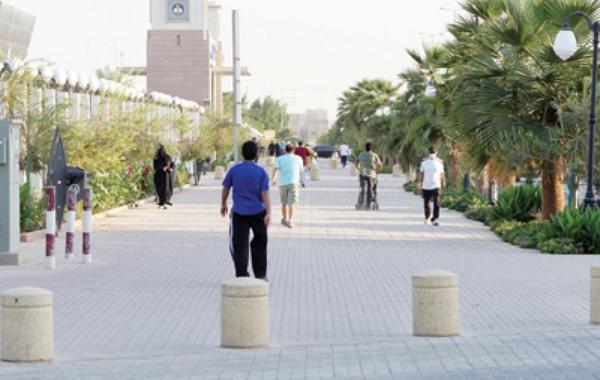 الصحة السعودية توجه 6 نصائح لممارسة المشي السليم