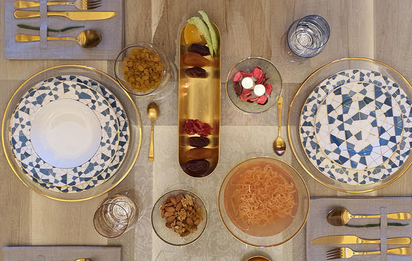 ديكور طاولة الطعام في رمضان بين الكلاسيكية والمعاصرة