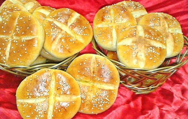 خبز العيد في المغرب ... نكهة خاصة وتقاليد موروثة