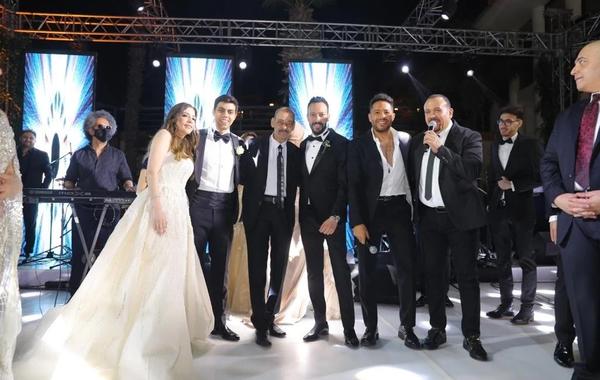 بالفيديو والصور: مصطفى قمر يحتفل بزفاف ابنه الأكبر بحضور نجوم الغناء