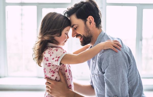 كيف تربين أطفالا سعداء بعد الطلاق؟