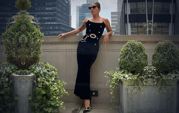 حذاء  ليدي غاغا يثير الجدل في شوارع نيويورك