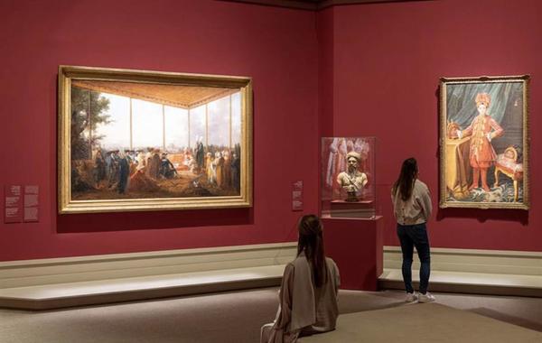 معرض "قصر فرساي والعالم" أولى معارض متحف اللوفر أبوظبي العالمية لعام 2022